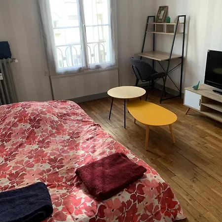 Appartement Proche Gare , Tram Direct Circuit