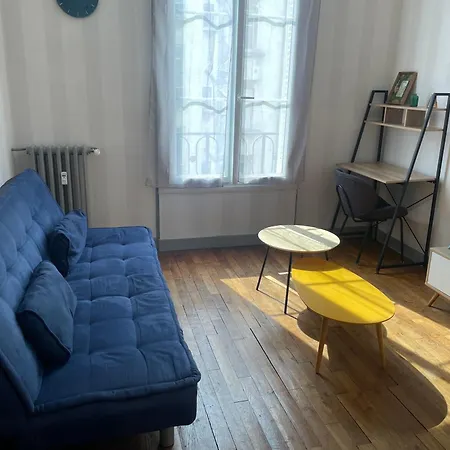 Proche Gare , Tram Direct Circuit Appartement